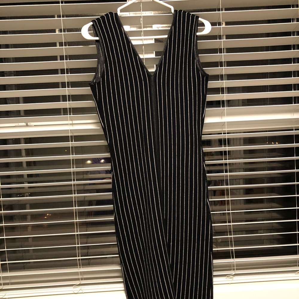 Zara dress - Picture 2 of 4